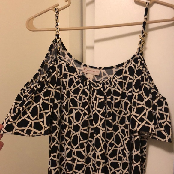 Dressbarn Beautiful black design Dress - Picture 3 of 4